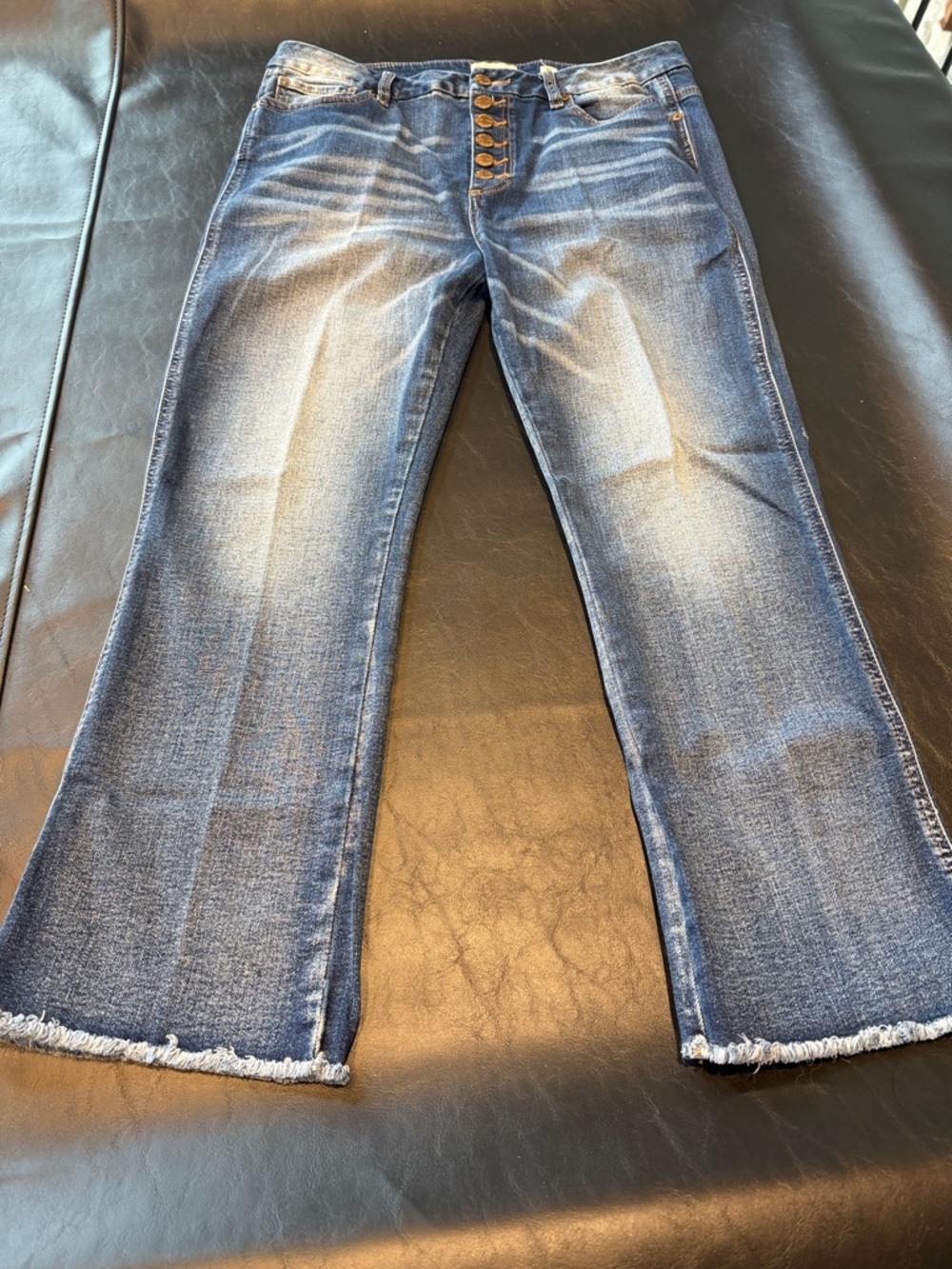 Women’s Miss Me Mid Wash Blue Button-Fly Jeans, Size 32